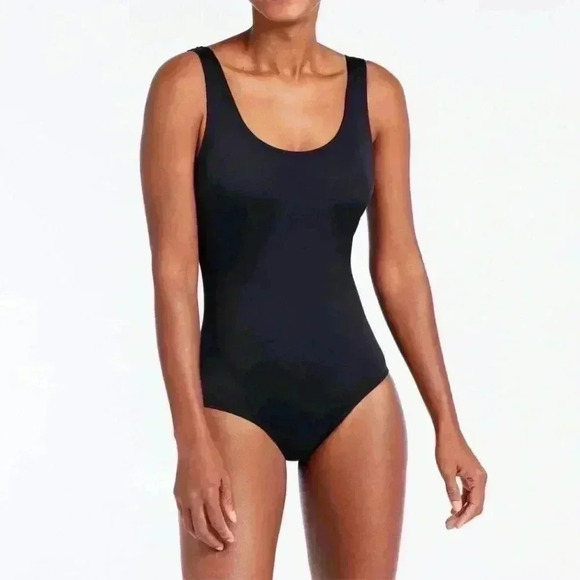 L.L.Bean Classic Black One Piece Swimsuit - Picture 1 of 11